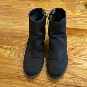 Anne Klein Size 6.5 Ankle Boot